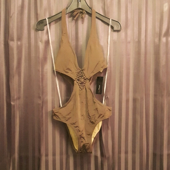 One piece slinky - Picture 1 of 5